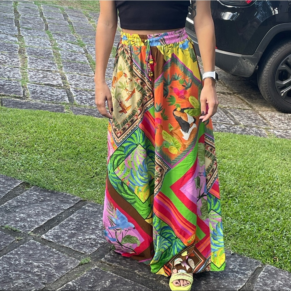 Astonishing Pantaloon for Summertime by FARM Rio size S, M From Brazil